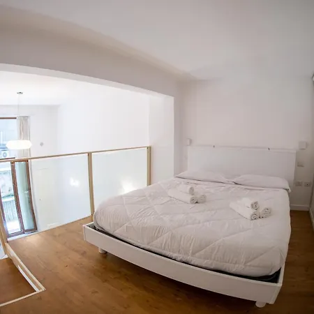Daire White Loft Salerno